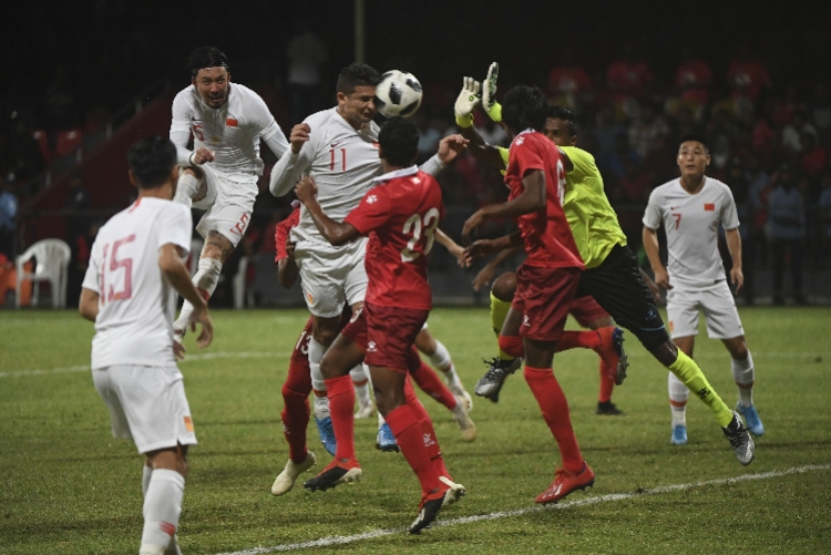 IM电竞手机app包含赛后底特律活塞调整名单以备西甲山东男篮加时末段防线松动，巴特勒在TES比赛中绝杀看傻球迷的词条